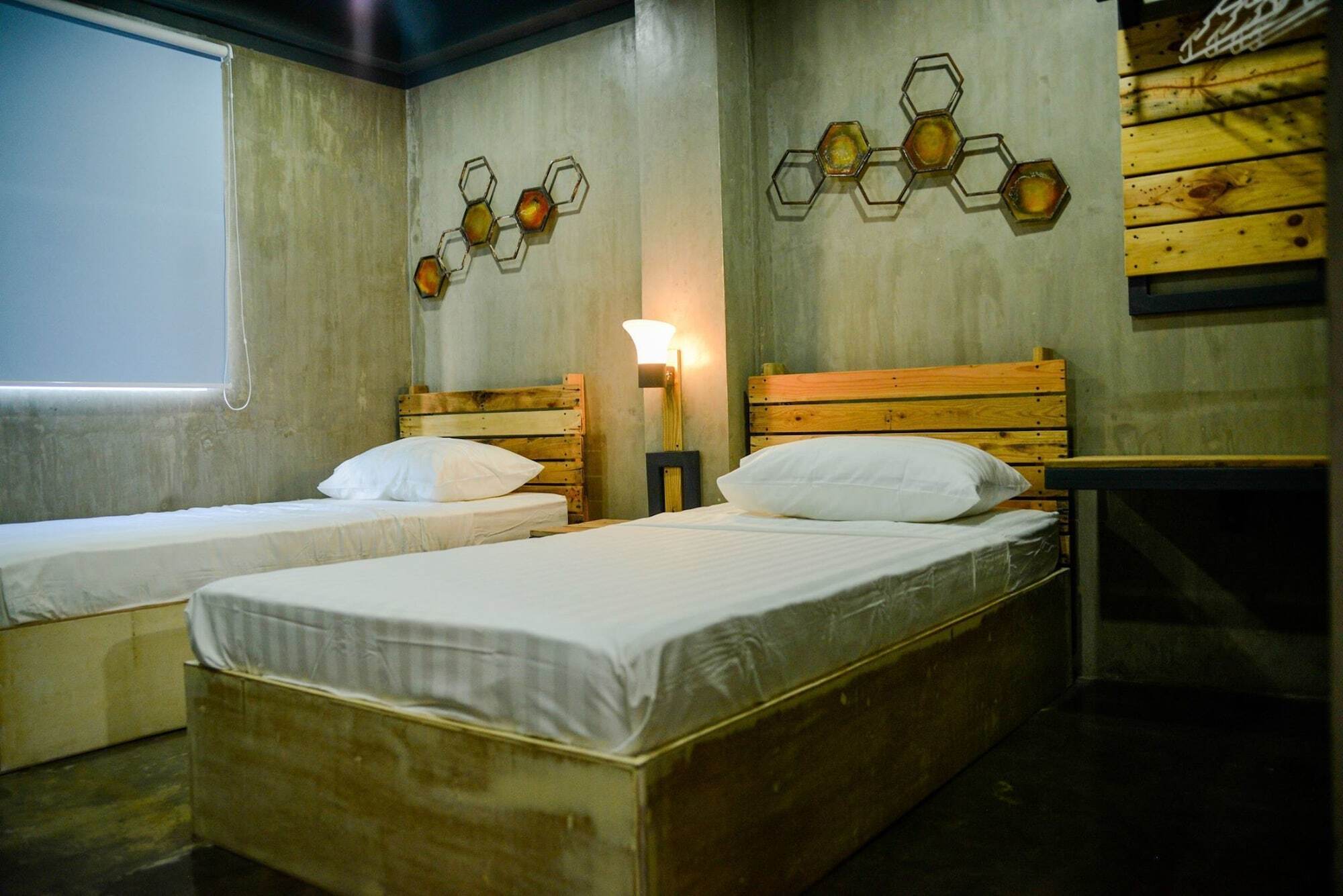 Reddoorz Plus @ Taft North Mandurriao Iloilo City Buitenkant foto