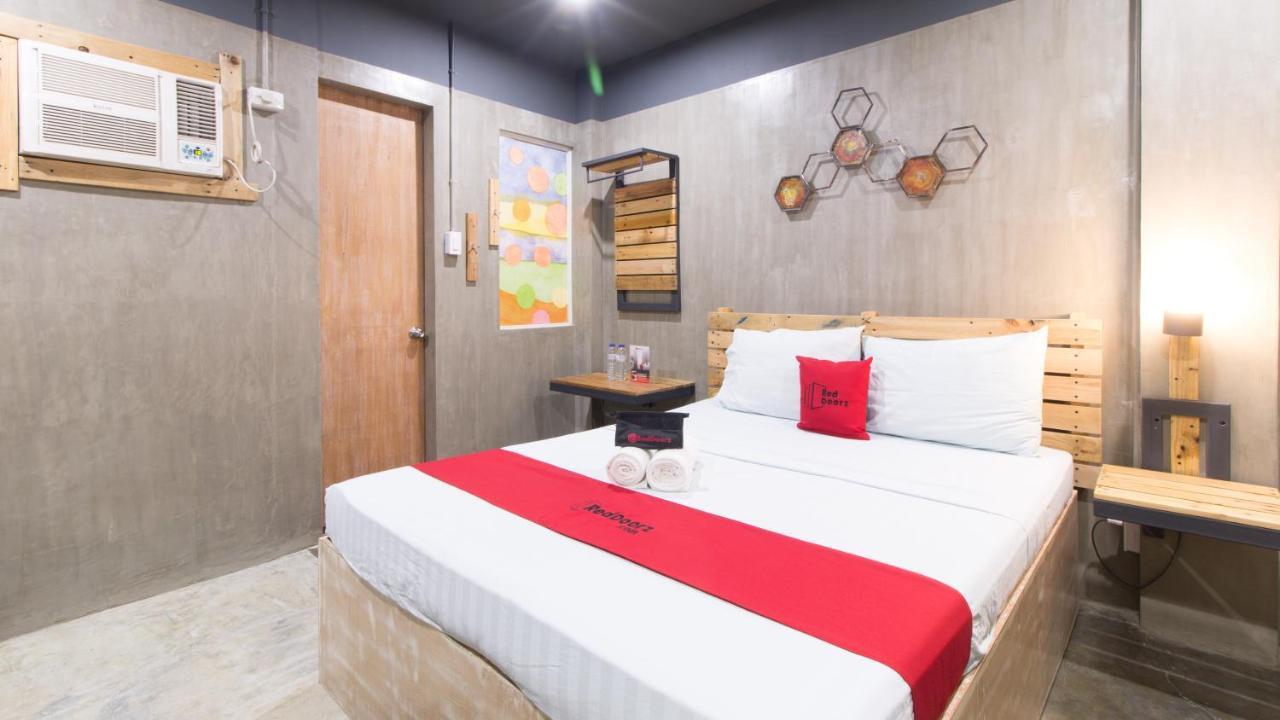 Reddoorz Plus @ Taft North Mandurriao Iloilo City Buitenkant foto