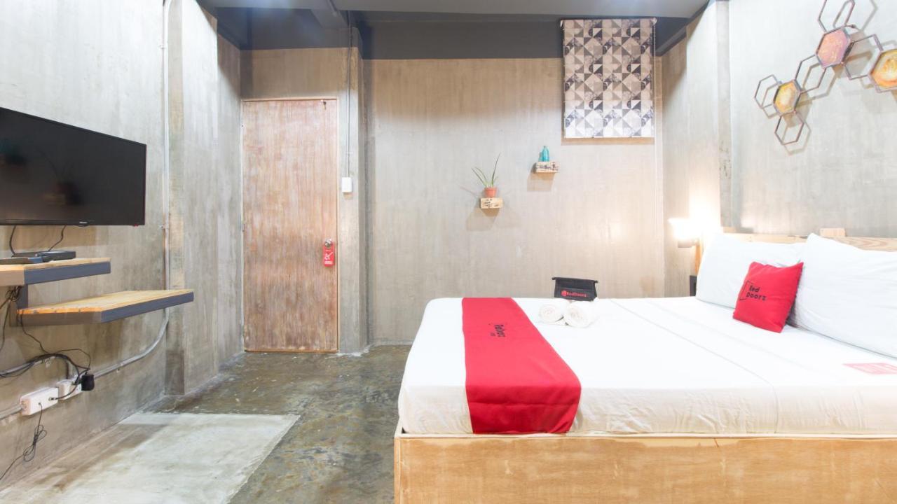 Reddoorz Plus @ Taft North Mandurriao Iloilo City Buitenkant foto